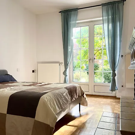 Haus Neuss-eg * Neuss