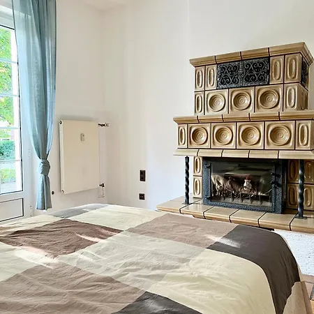 Haus Neuss-eg Apartment