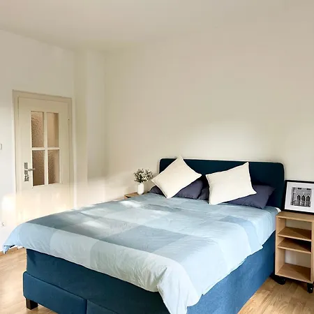 Haus Neuss-eg Apartment Neuss